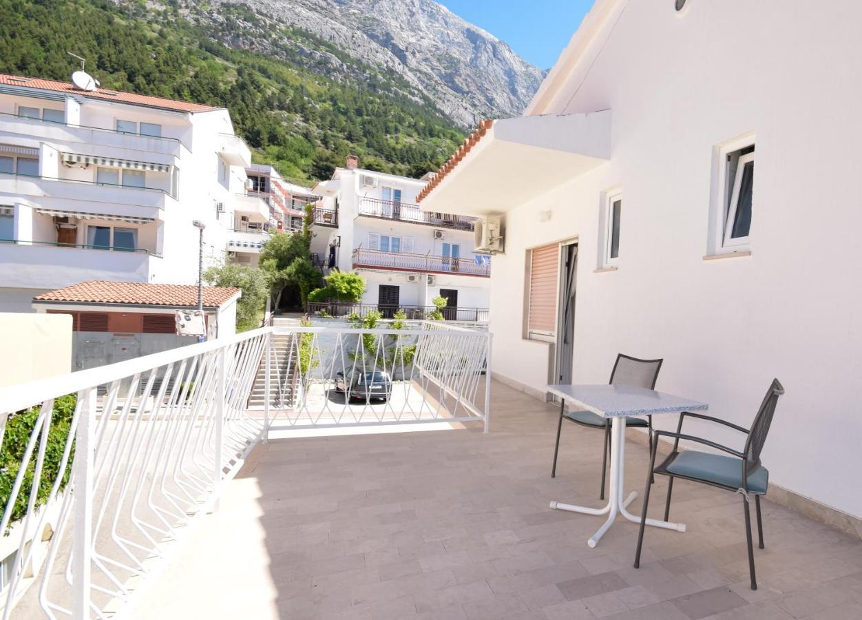 Baška Voda B&B Villa Ivona 2 المظهر الخارجي الصورة
