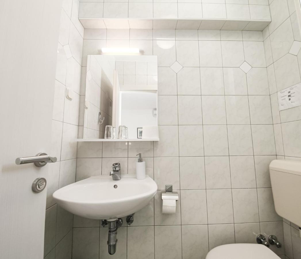 Baška Voda B&B Villa Ivona 2 المظهر الخارجي الصورة