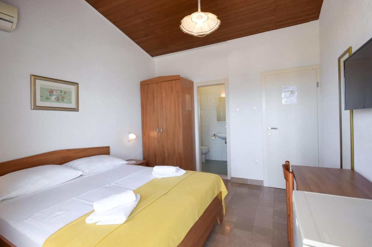 Baška Voda B&B Villa Ivona 2 المظهر الخارجي الصورة