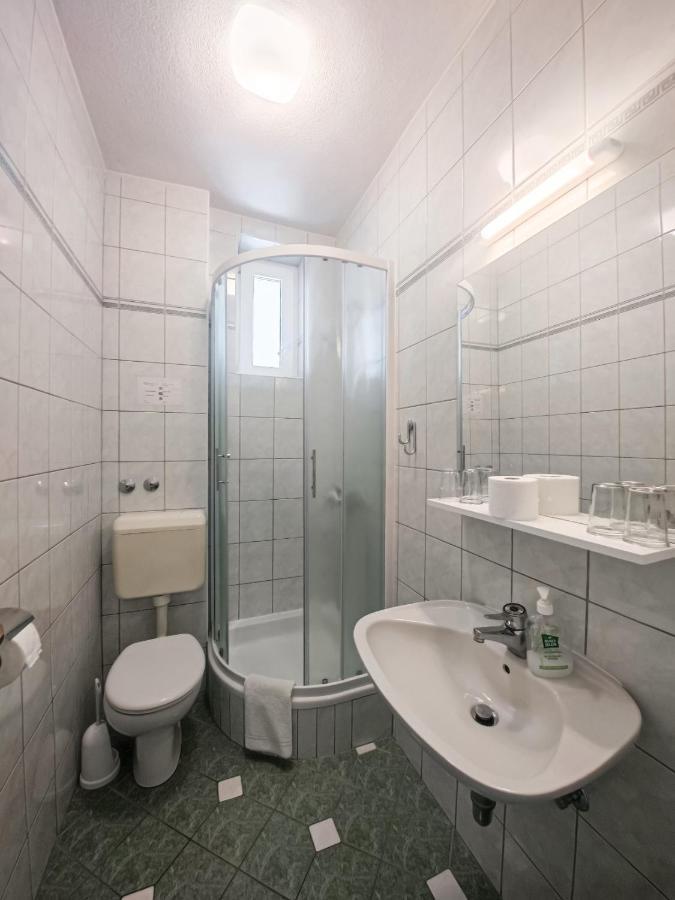 Baška Voda B&B Villa Ivona 2 المظهر الخارجي الصورة