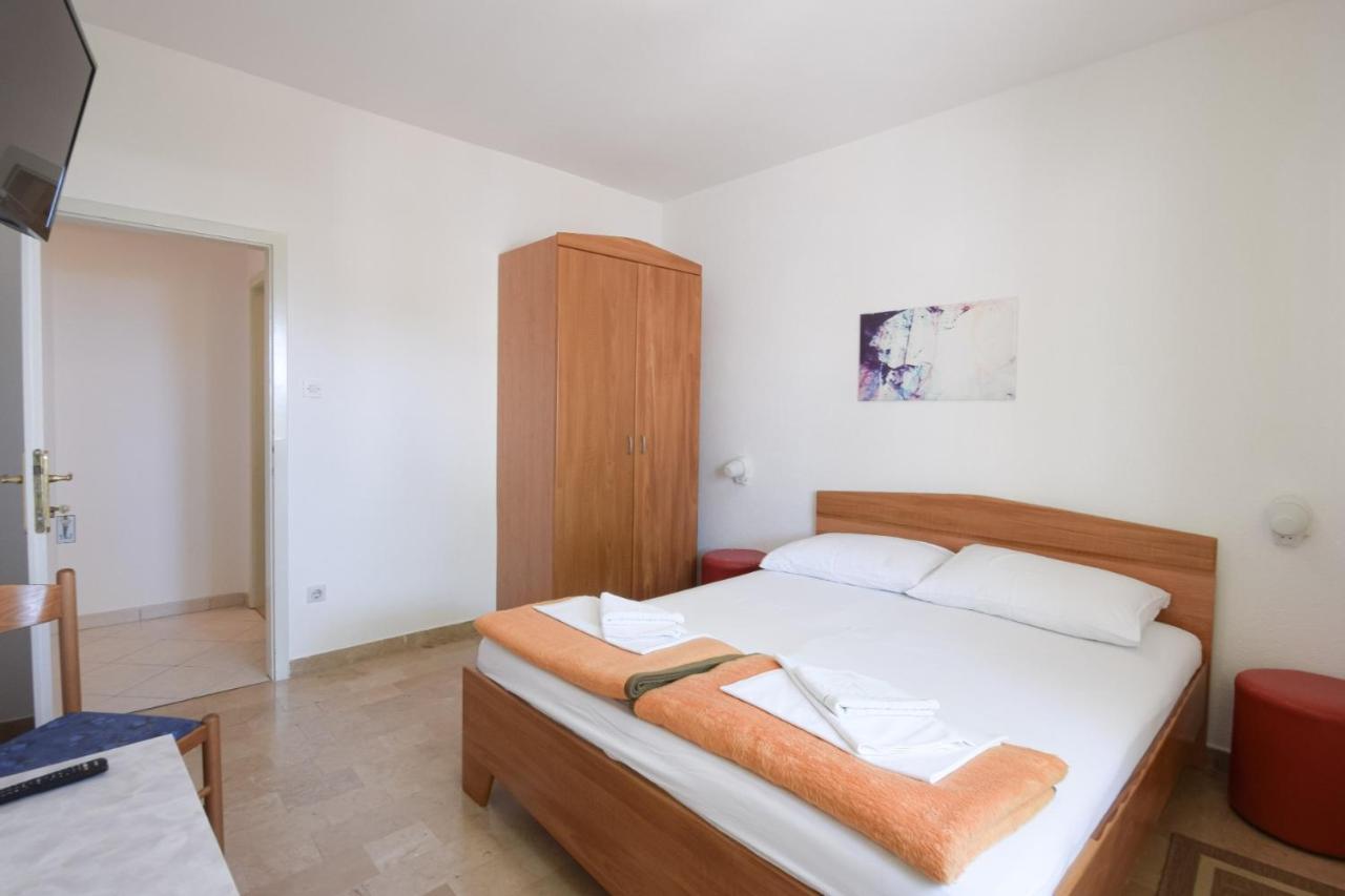 Baška Voda B&B Villa Ivona 2 المظهر الخارجي الصورة