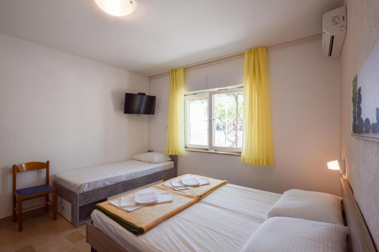 Baška Voda B&B Villa Ivona 2 المظهر الخارجي الصورة