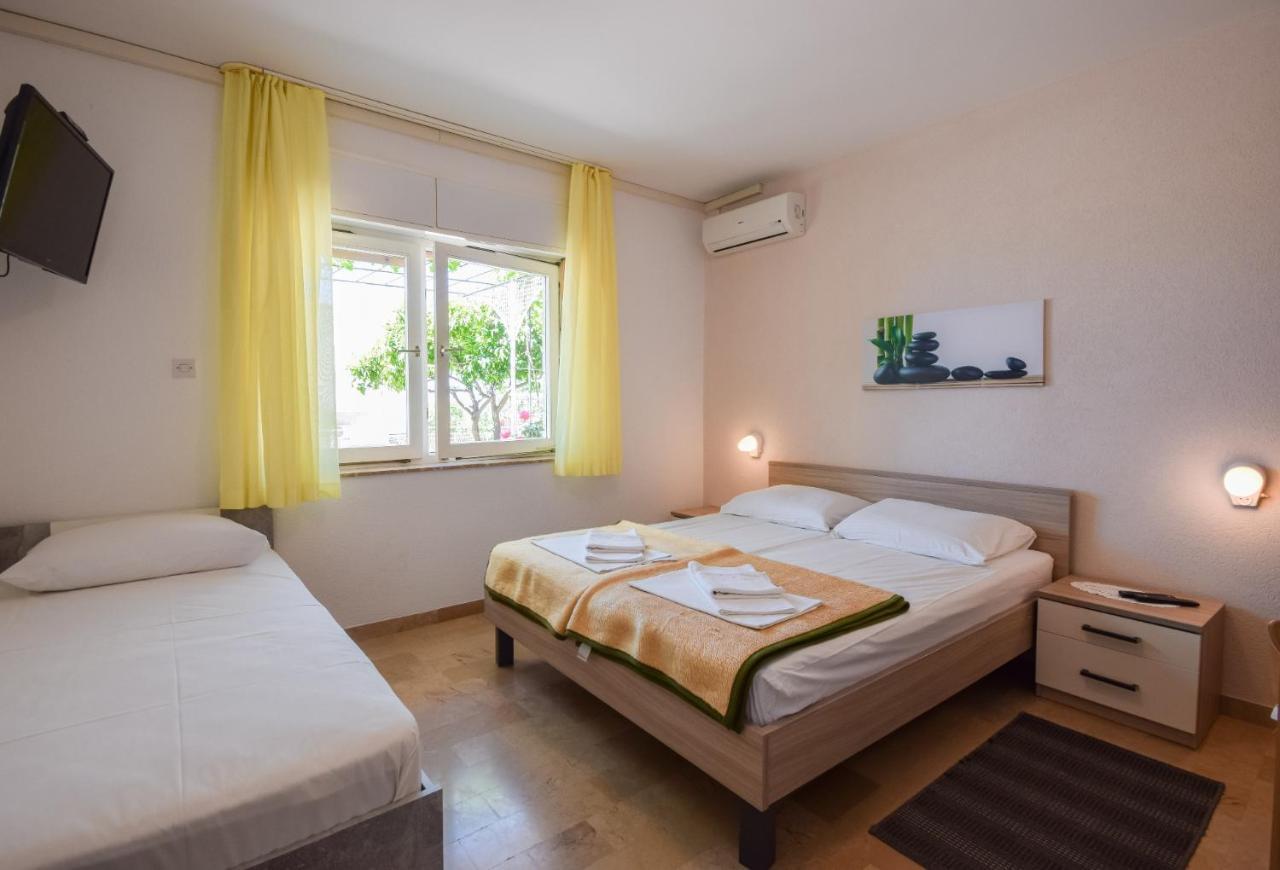 Baška Voda B&B Villa Ivona 2 المظهر الخارجي الصورة